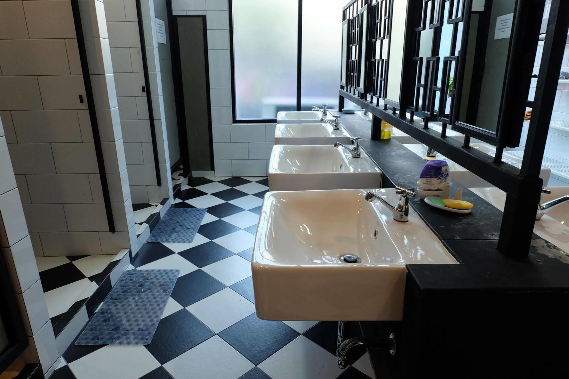Puck Hostel Bangkok Luaran gambar